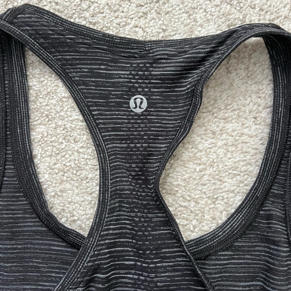 Lululemon swift tech racer back tank - Picture 2 of 2